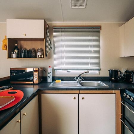 Vale Lodge - A Family-Friendly, Elegant And Spacious Static Caravan Manston  Exteriör bild